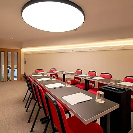 Bizipoz Hotel 4*